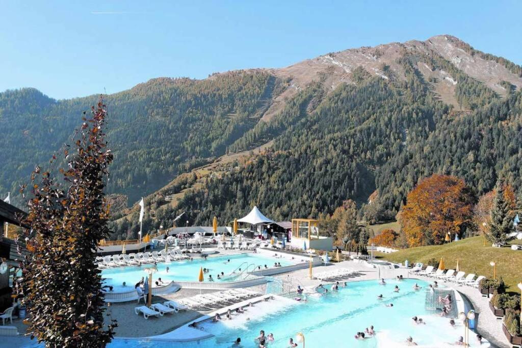 Charmant Studio Renove Situe Dans Les Bains D'Ovronnaz, Immeuble Les Sources Exterior photo