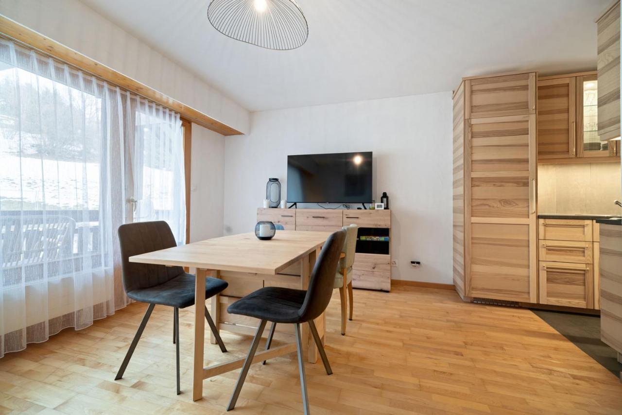 Charmant Studio Renove Situe Dans Les Bains D'Ovronnaz, Immeuble Les Sources Exterior photo