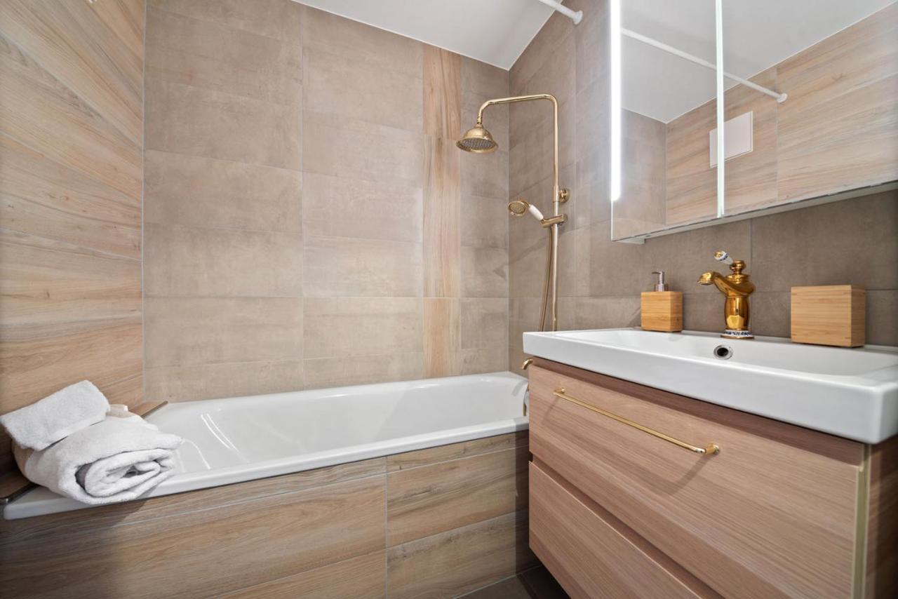Charmant Studio Renove Situe Dans Les Bains D'Ovronnaz, Immeuble Les Sources Exterior photo